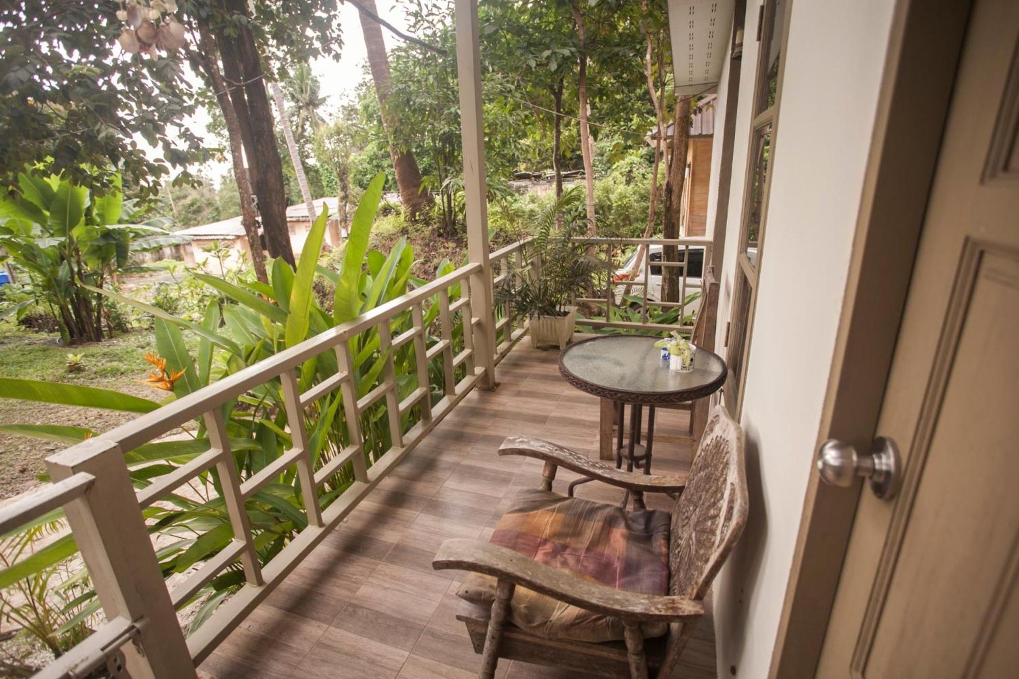 Hotel Happy Yogi Huts Trat Zimmer foto